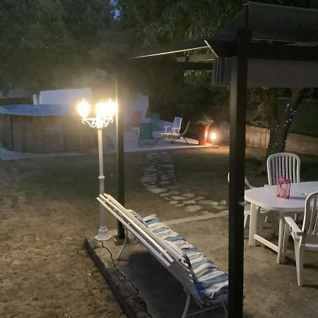 Un Sejour Entre Nimes Et Montpellier Apartamento Souvignargues Exterior foto