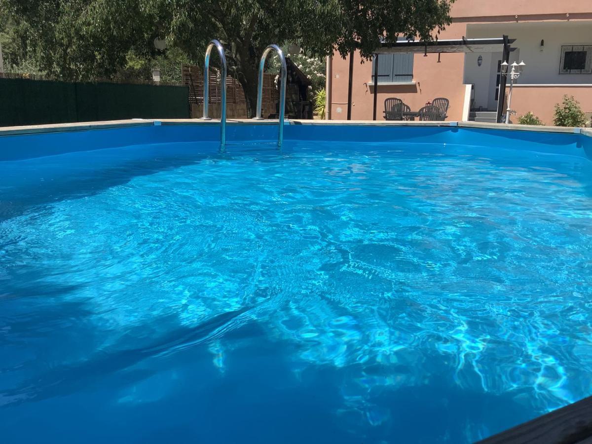 Un Sejour Entre Nimes Et Montpellier Apartamento Souvignargues Exterior foto