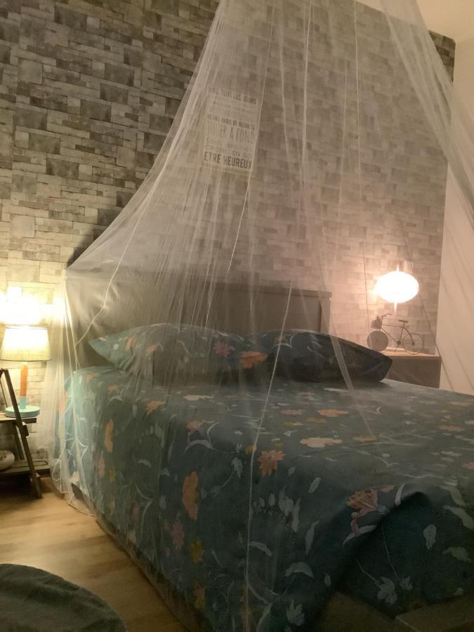 Un Sejour Entre Nimes Et Montpellier Apartamento Souvignargues Exterior foto