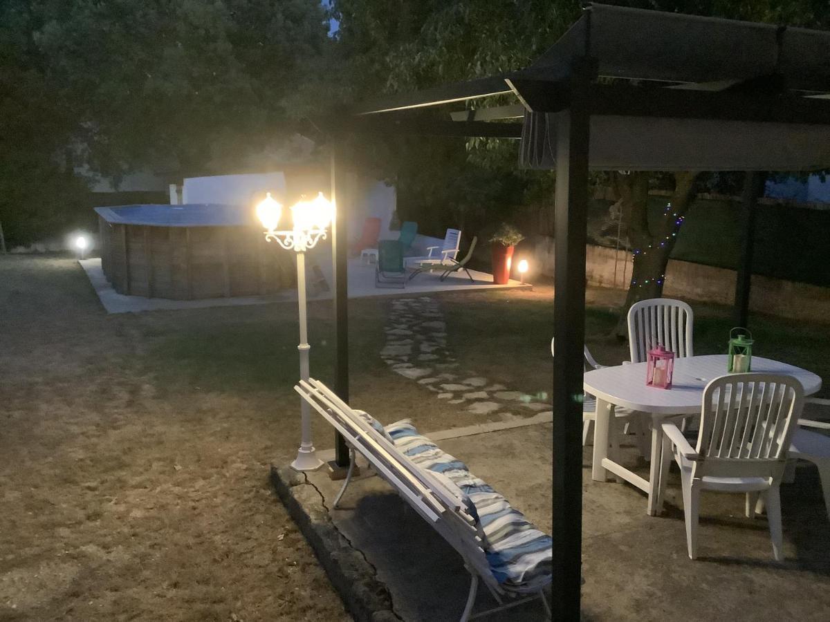 Un Sejour Entre Nimes Et Montpellier Apartamento Souvignargues Exterior foto